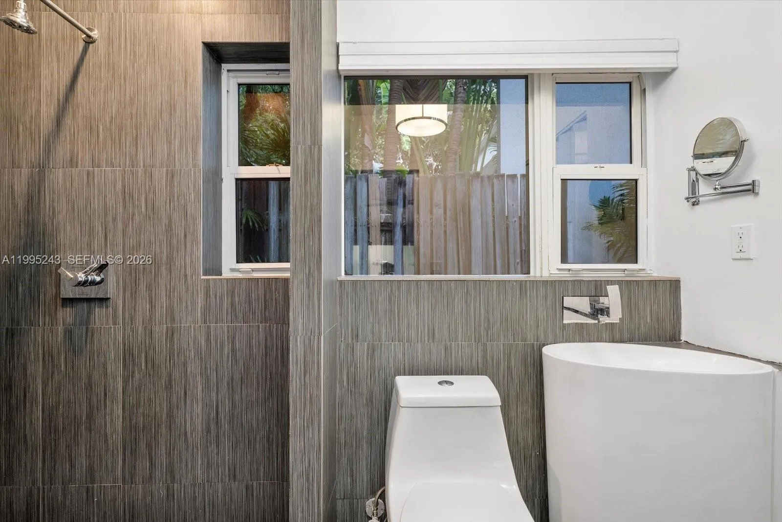 2951 Jefferson Street, Miami, Florida 33133, Miami, Florida 33133, 3 Bedrooms Bedrooms, ,4 BathroomsBathrooms,Residential Lease,For Rent,2951 Jefferson Street, Miami, Florida 33133,A11995243