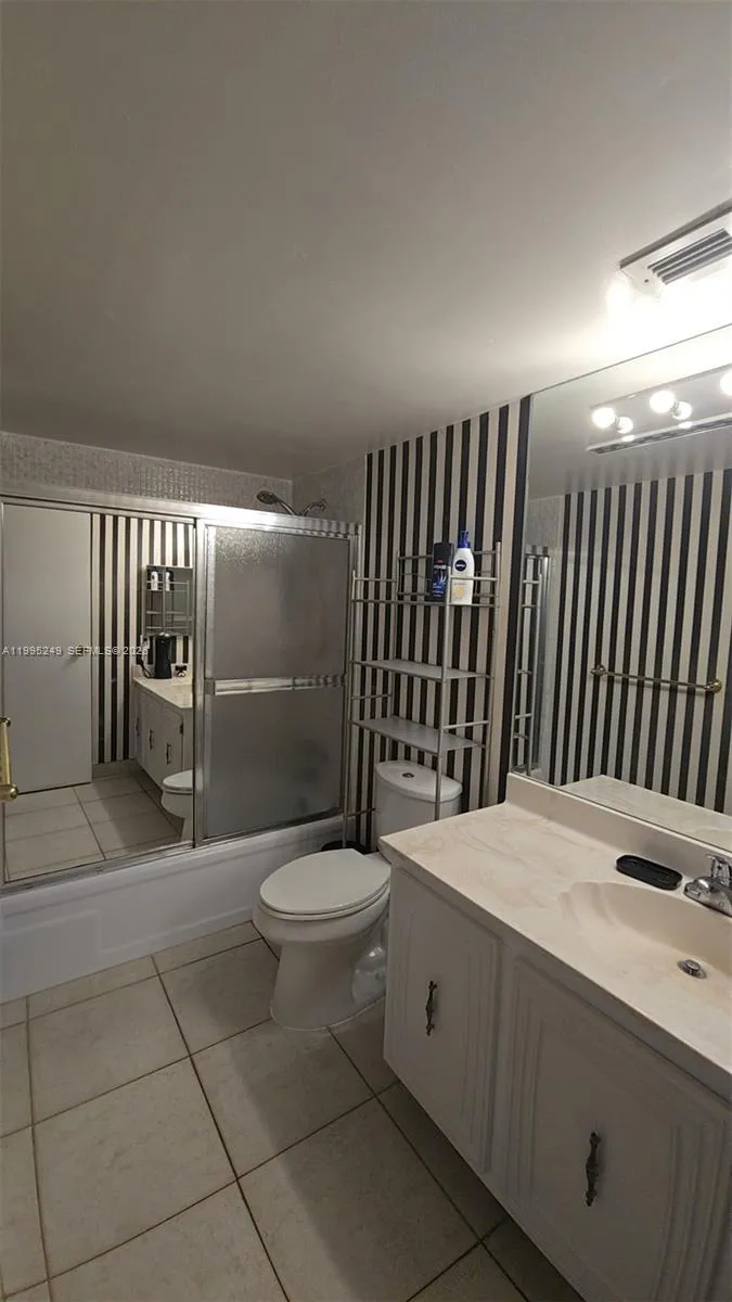 601 Three Islands Blvd 107, Hallandale Beach, Flor, Hallandale Beach, Florida 33009, 2 Bedrooms Bedrooms, ,2 BathroomsBathrooms,Residential Lease,For Rent,601 Three Islands Blvd 107, Hallandale Beach, Flor,A11995249