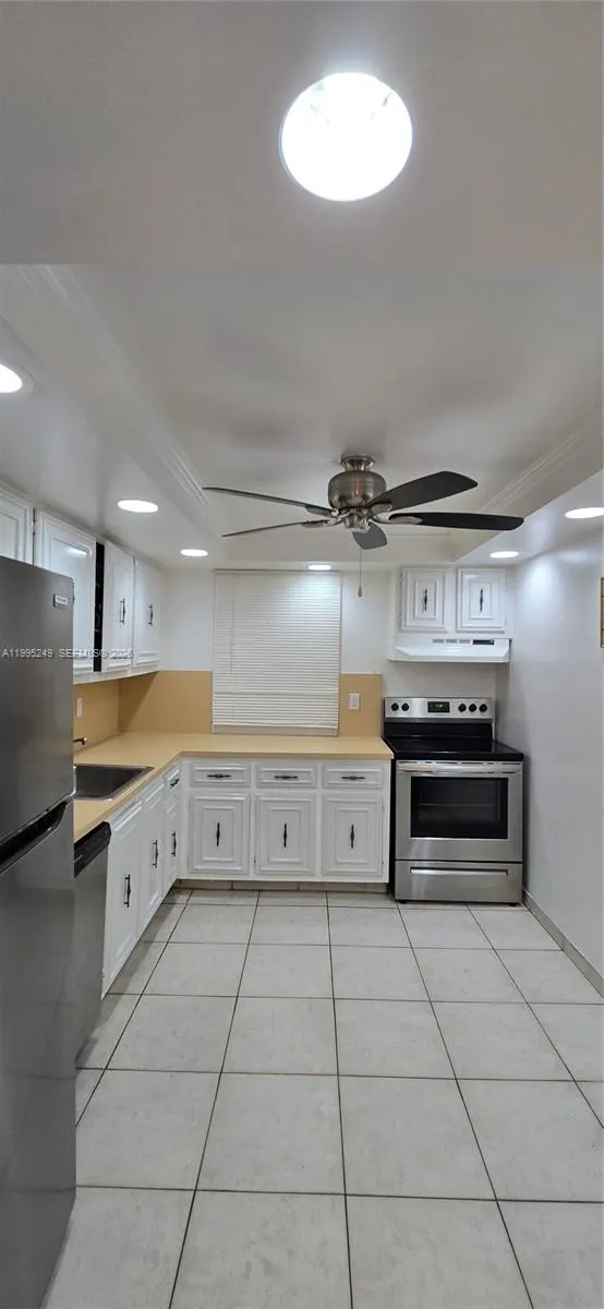 601 Three Islands Blvd 107, Hallandale Beach, Flor, Hallandale Beach, Florida 33009, 2 Bedrooms Bedrooms, ,2 BathroomsBathrooms,Residential Lease,For Rent,601 Three Islands Blvd 107, Hallandale Beach, Flor,A11995249
