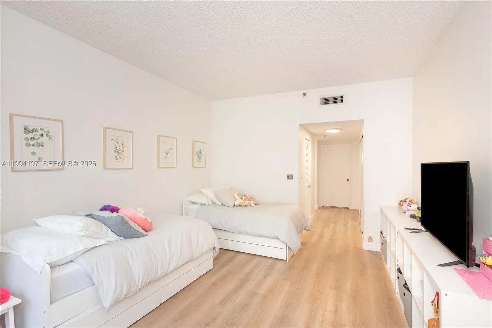 251 Crandon Blvd 141, Key Biscayne, Florida 33149, Key Biscayne, Florida 33149, 2 Bedrooms Bedrooms, ,2 BathroomsBathrooms,Residential Lease,For Rent,251 Crandon Blvd 141, Key Biscayne, Florida 33149,A11994197