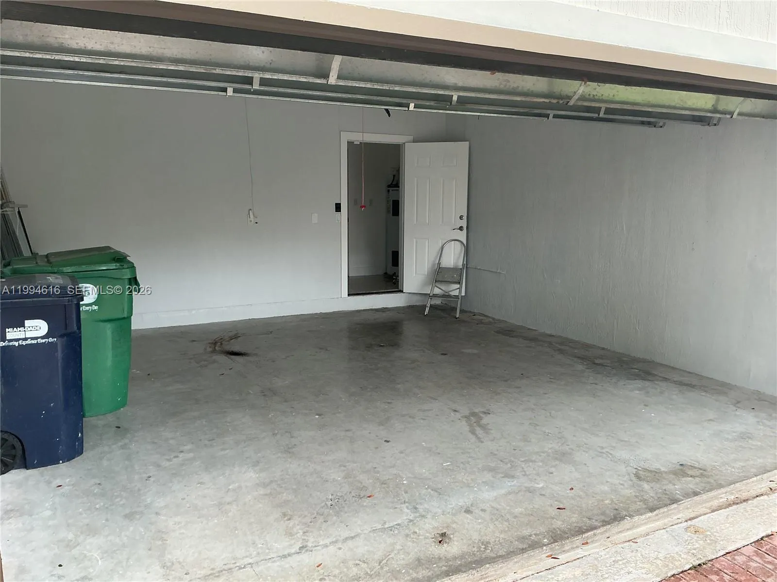 Miami, Florida 33194, 3 Bedrooms Bedrooms, ,2 BathroomsBathrooms,Residential Lease,For Rent,A11994616