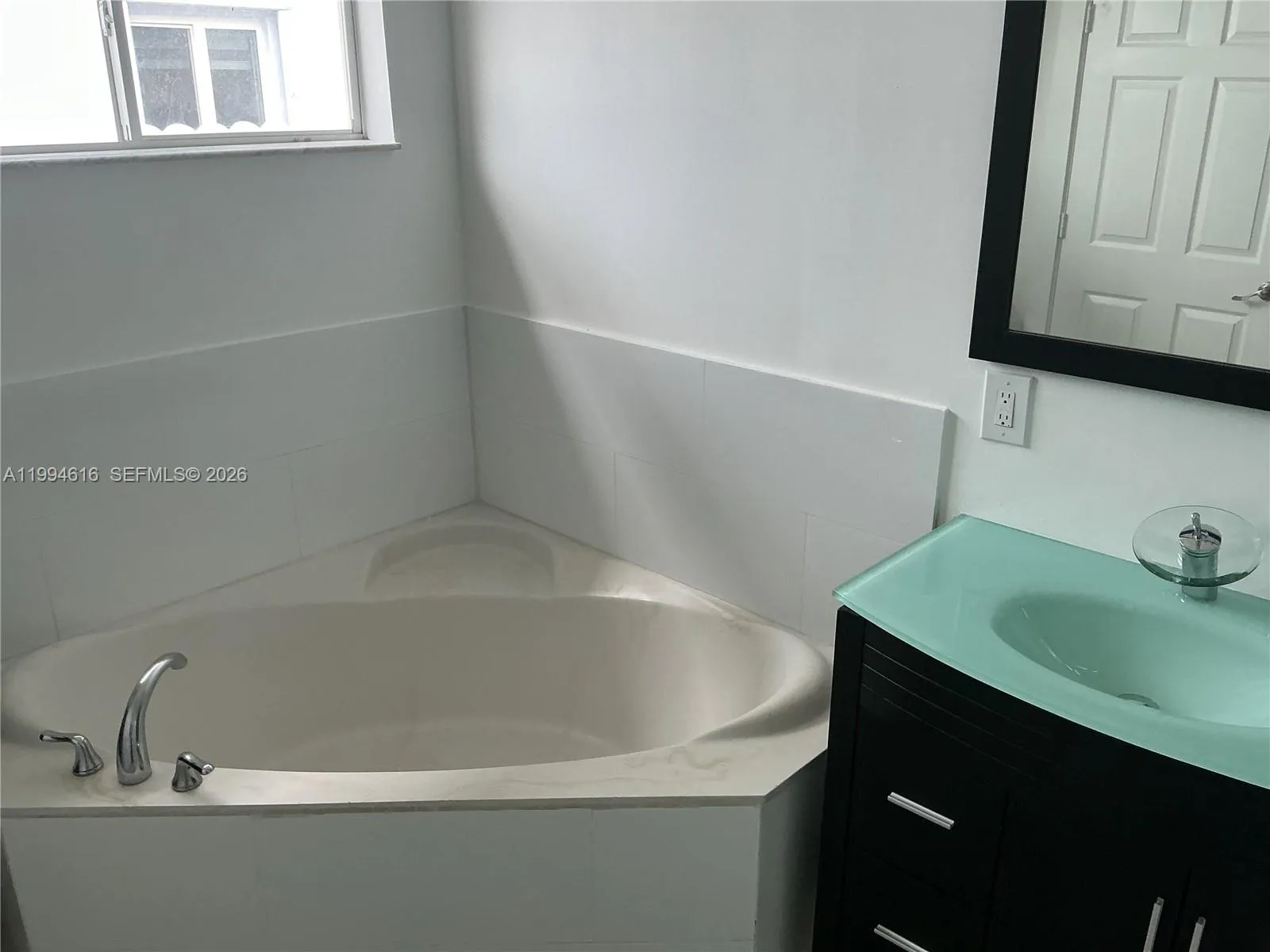 master sink 1 of 2