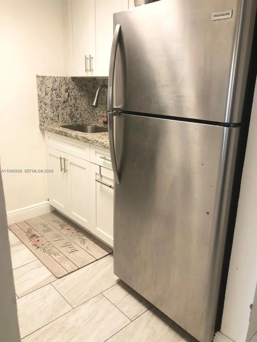 777 Sw 9th Ave 411, Miami, Florida 33130, Miami, Florida 33130, 2 Bedrooms Bedrooms, ,2 BathroomsBathrooms,Residential Lease,For Rent,777 Sw 9th Ave 411, Miami, Florida 33130,A11995019