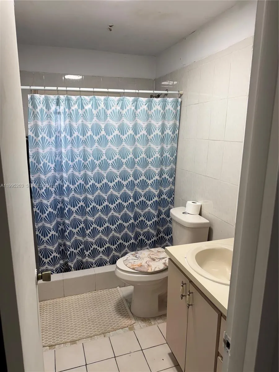 5284 Nw 193rd Ln, Miami Gardens, Florida 33055, Miami Gardens, Florida 33055, 4 Bedrooms Bedrooms, ,2 BathroomsBathrooms,Residential,For Sale,5284 Nw 193rd Ln, Miami Gardens, Florida 33055,A11995203