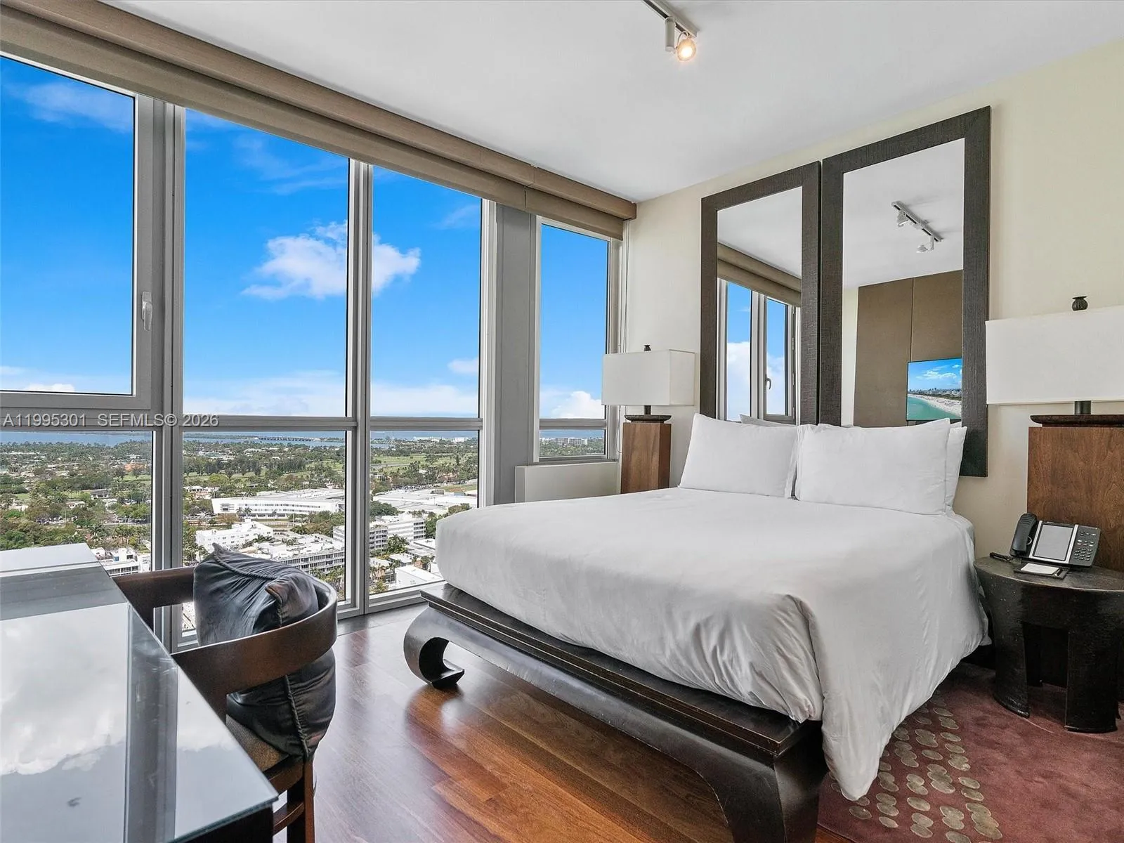 101 20th St 3302, Miami Beach, Florida 33139, Miami Beach, Florida 33139, 2 Bedrooms Bedrooms, ,2 BathroomsBathrooms,Residential Lease,For Rent,101 20th St 3302, Miami Beach, Florida 33139,A11995301