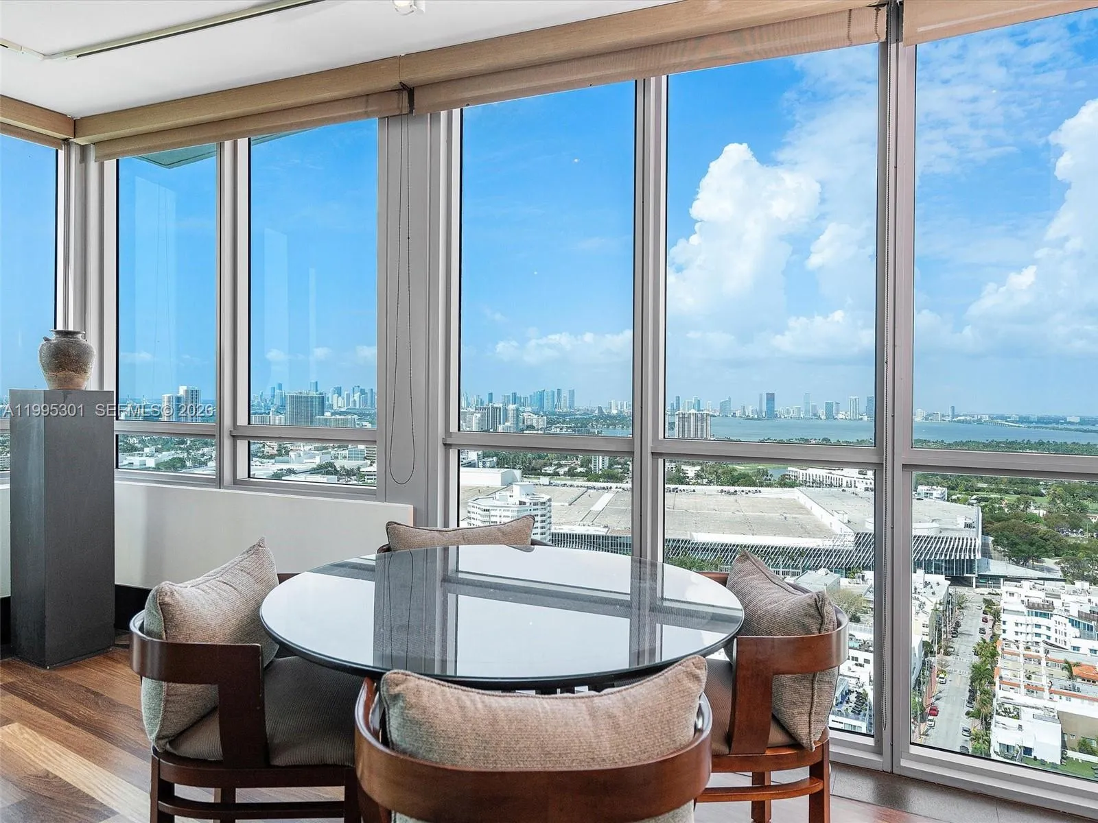 101 20th St 3302, Miami Beach, Florida 33139, Miami Beach, Florida 33139, 2 Bedrooms Bedrooms, ,2 BathroomsBathrooms,Residential Lease,For Rent,101 20th St 3302, Miami Beach, Florida 33139,A11995301
