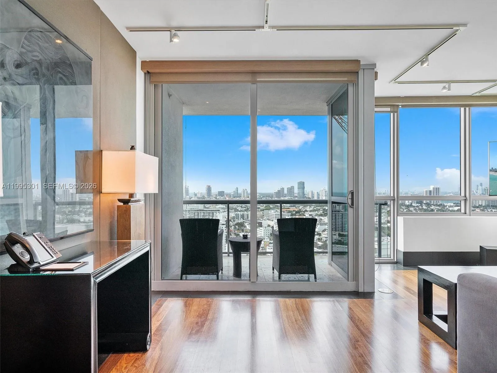 101 20th St 3302, Miami Beach, Florida 33139, Miami Beach, Florida 33139, 2 Bedrooms Bedrooms, ,2 BathroomsBathrooms,Residential Lease,For Rent,101 20th St 3302, Miami Beach, Florida 33139,A11995301