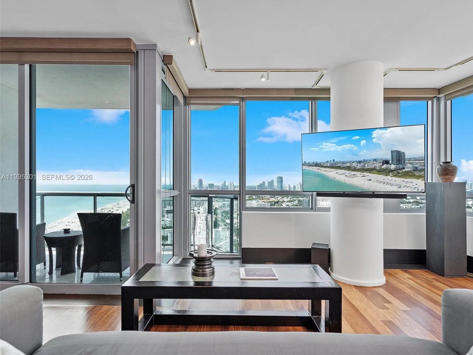 101 20th St 3302, Miami Beach, Florida 33139, Miami Beach, Florida 33139, 2 Bedrooms Bedrooms, ,2 BathroomsBathrooms,Residential Lease,For Rent,101 20th St 3302, Miami Beach, Florida 33139,A11995301