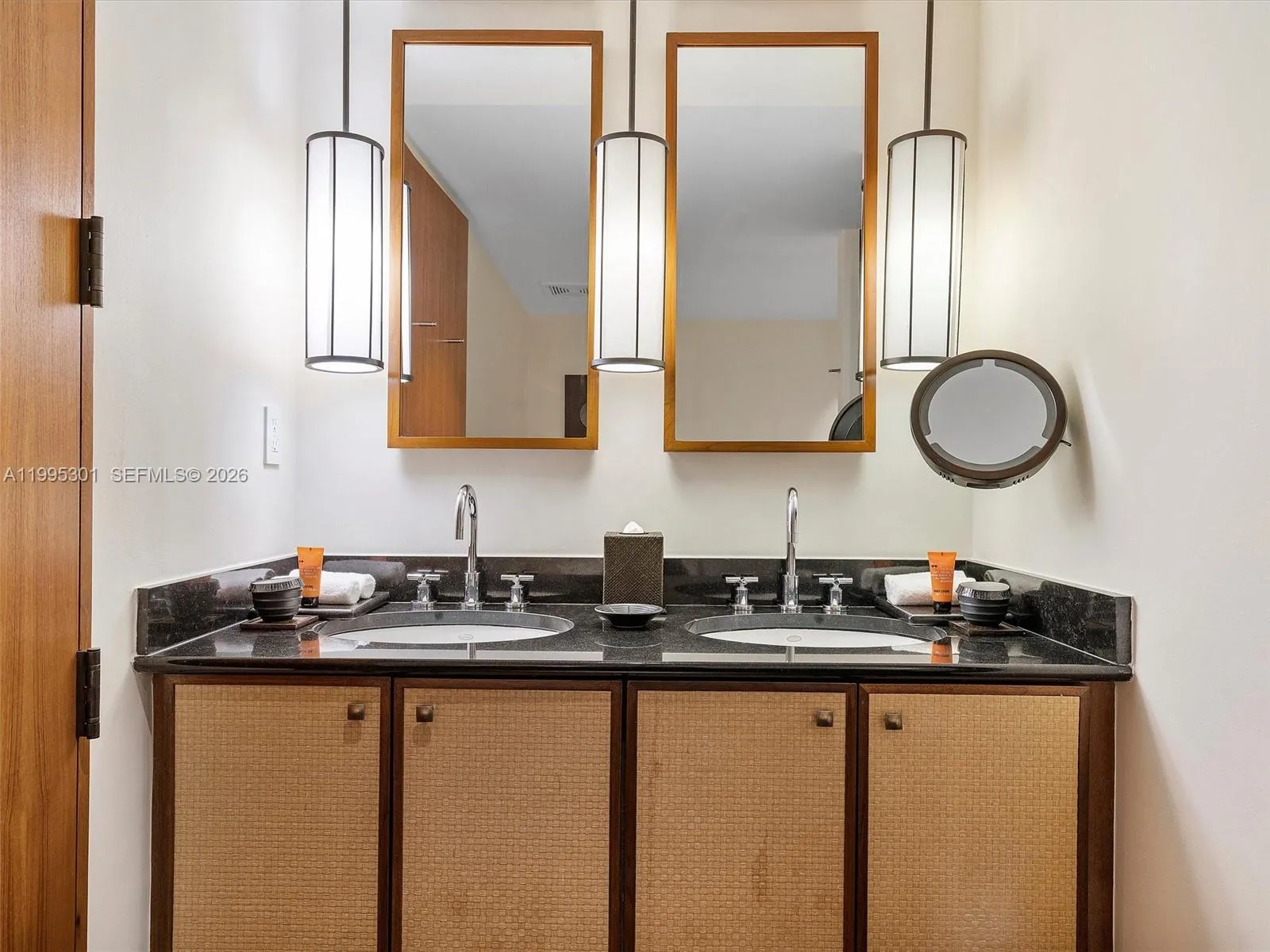 101 20th St 3302, Miami Beach, Florida 33139, Miami Beach, Florida 33139, 2 Bedrooms Bedrooms, ,2 BathroomsBathrooms,Residential Lease,For Rent,101 20th St 3302, Miami Beach, Florida 33139,A11995301