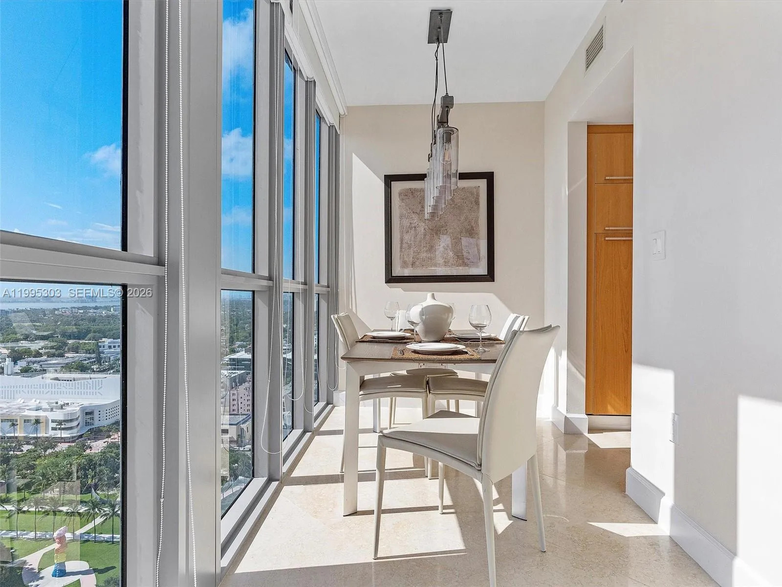 101 20th St 3002, Miami Beach, Florida 33139, Miami Beach, Florida 33139, 2 Bedrooms Bedrooms, ,2 BathroomsBathrooms,Residential Lease,For Rent,101 20th St 3002, Miami Beach, Florida 33139,A11995303