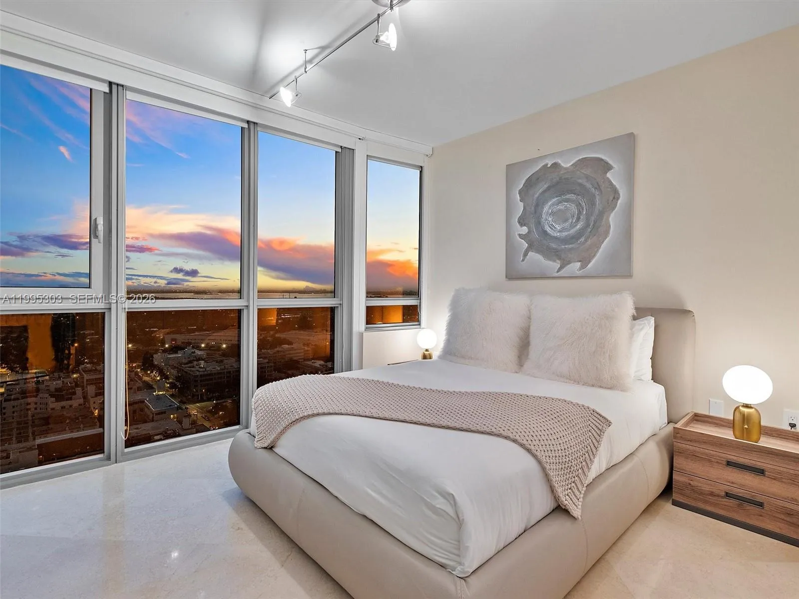 101 20th St 3002, Miami Beach, Florida 33139, Miami Beach, Florida 33139, 2 Bedrooms Bedrooms, ,2 BathroomsBathrooms,Residential Lease,For Rent,101 20th St 3002, Miami Beach, Florida 33139,A11995303