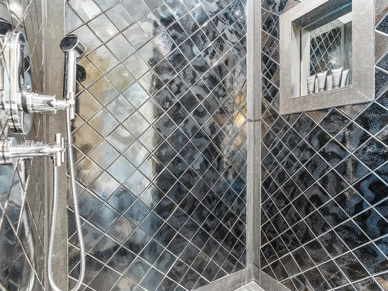 101 20th St 3002, Miami Beach, Florida 33139, Miami Beach, Florida 33139, 2 Bedrooms Bedrooms, ,2 BathroomsBathrooms,Residential Lease,For Rent,101 20th St 3002, Miami Beach, Florida 33139,A11995303