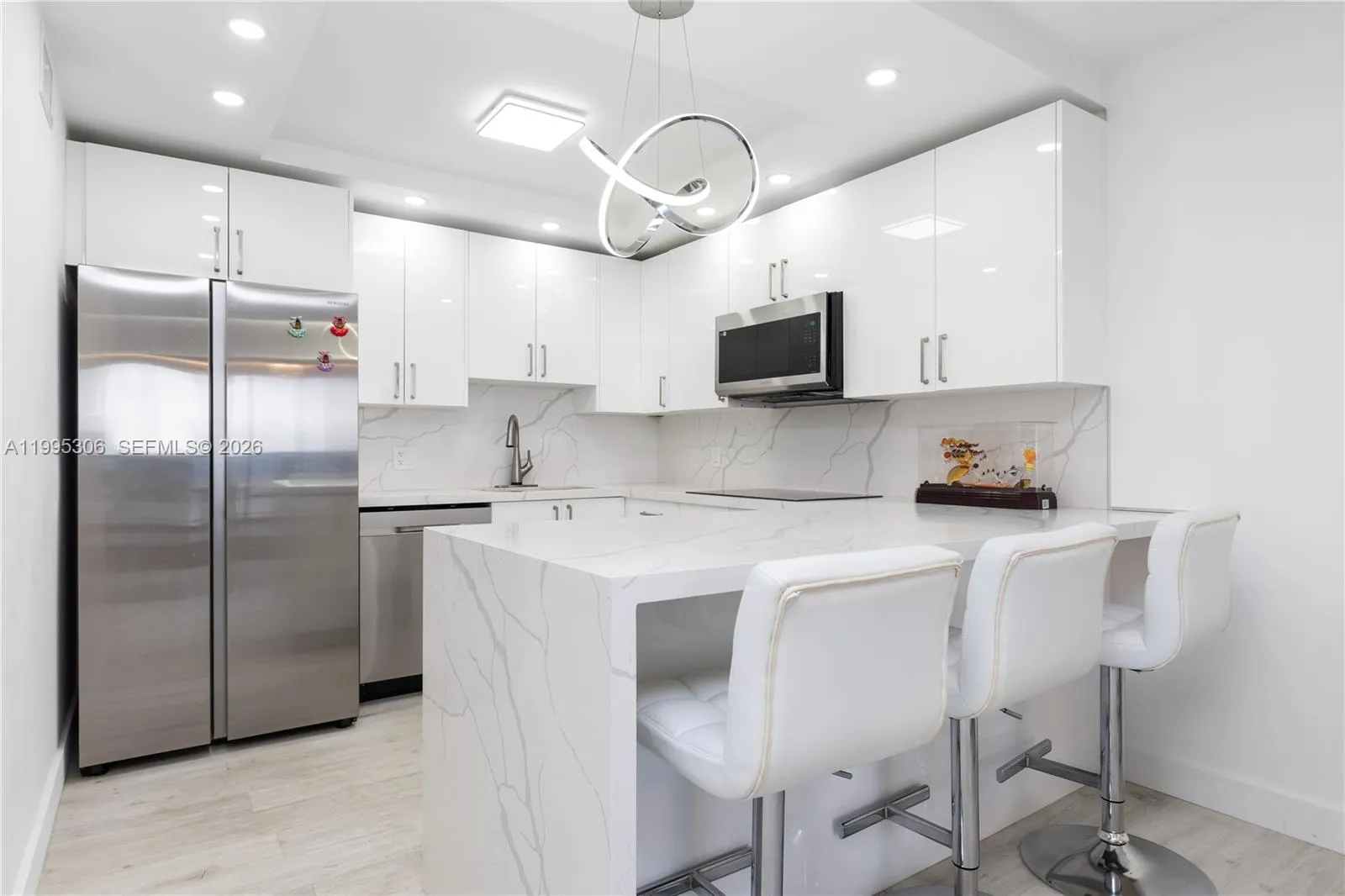 2201 S Ocean Dr 902, Hollywood, Florida 33019, Hollywood, Florida 33019, 1 Bedroom Bedrooms, ,2 BathroomsBathrooms,Residential Lease,For Rent,2201 S Ocean Dr 902, Hollywood, Florida 33019,A11995306