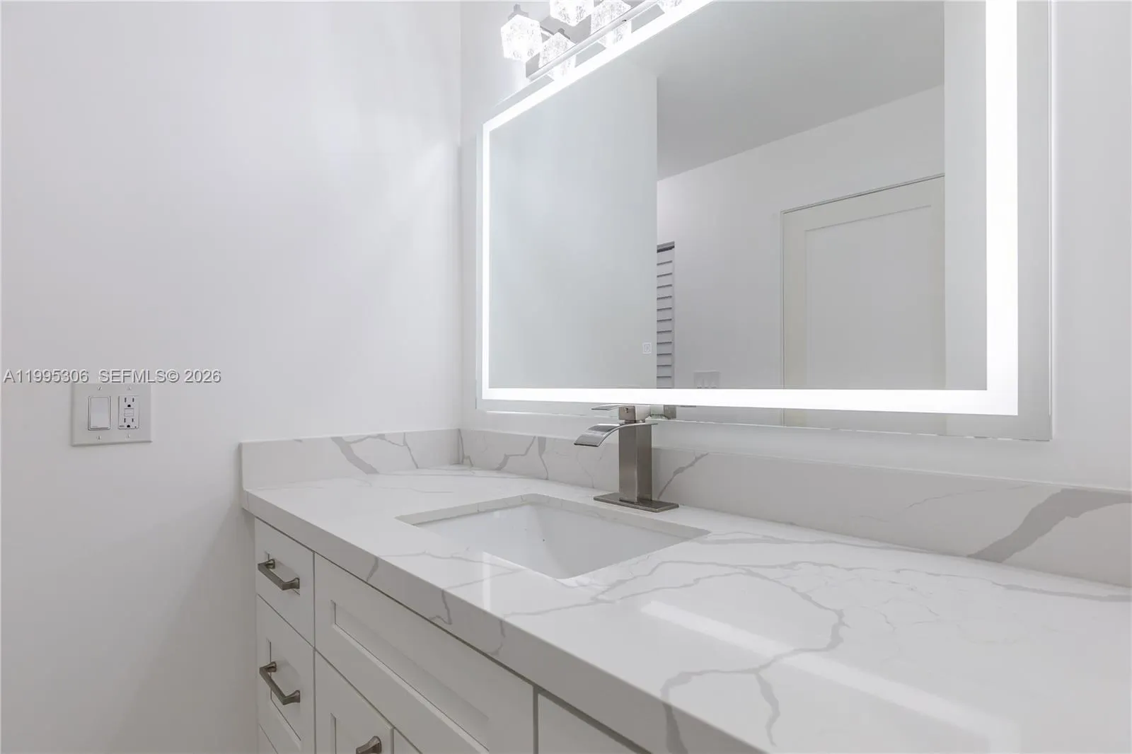 2201 S Ocean Dr 902, Hollywood, Florida 33019, Hollywood, Florida 33019, 1 Bedroom Bedrooms, ,2 BathroomsBathrooms,Residential Lease,For Rent,2201 S Ocean Dr 902, Hollywood, Florida 33019,A11995306