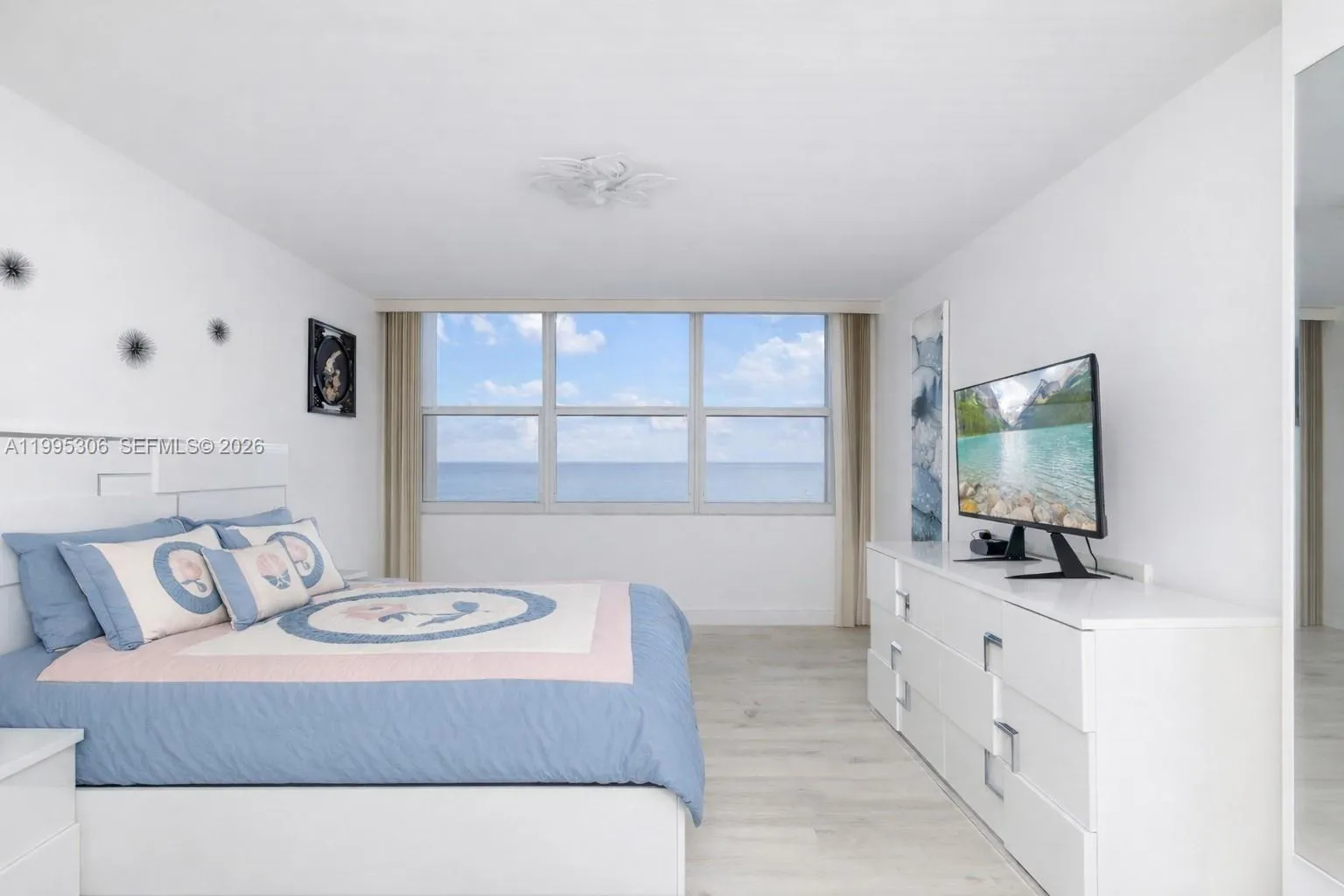 2201 S Ocean Dr 902, Hollywood, Florida 33019, Hollywood, Florida 33019, 1 Bedroom Bedrooms, ,2 BathroomsBathrooms,Residential Lease,For Rent,2201 S Ocean Dr 902, Hollywood, Florida 33019,A11995306
