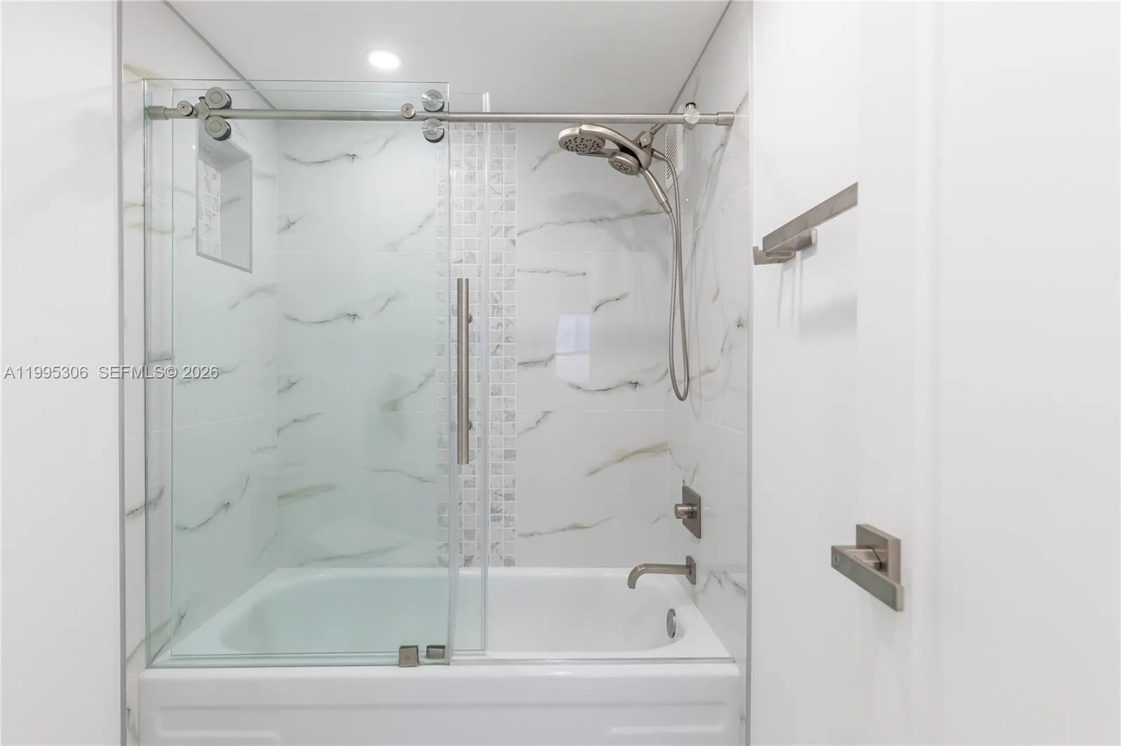 2201 S Ocean Dr 902, Hollywood, Florida 33019, Hollywood, Florida 33019, 1 Bedroom Bedrooms, ,2 BathroomsBathrooms,Residential Lease,For Rent,2201 S Ocean Dr 902, Hollywood, Florida 33019,A11995306