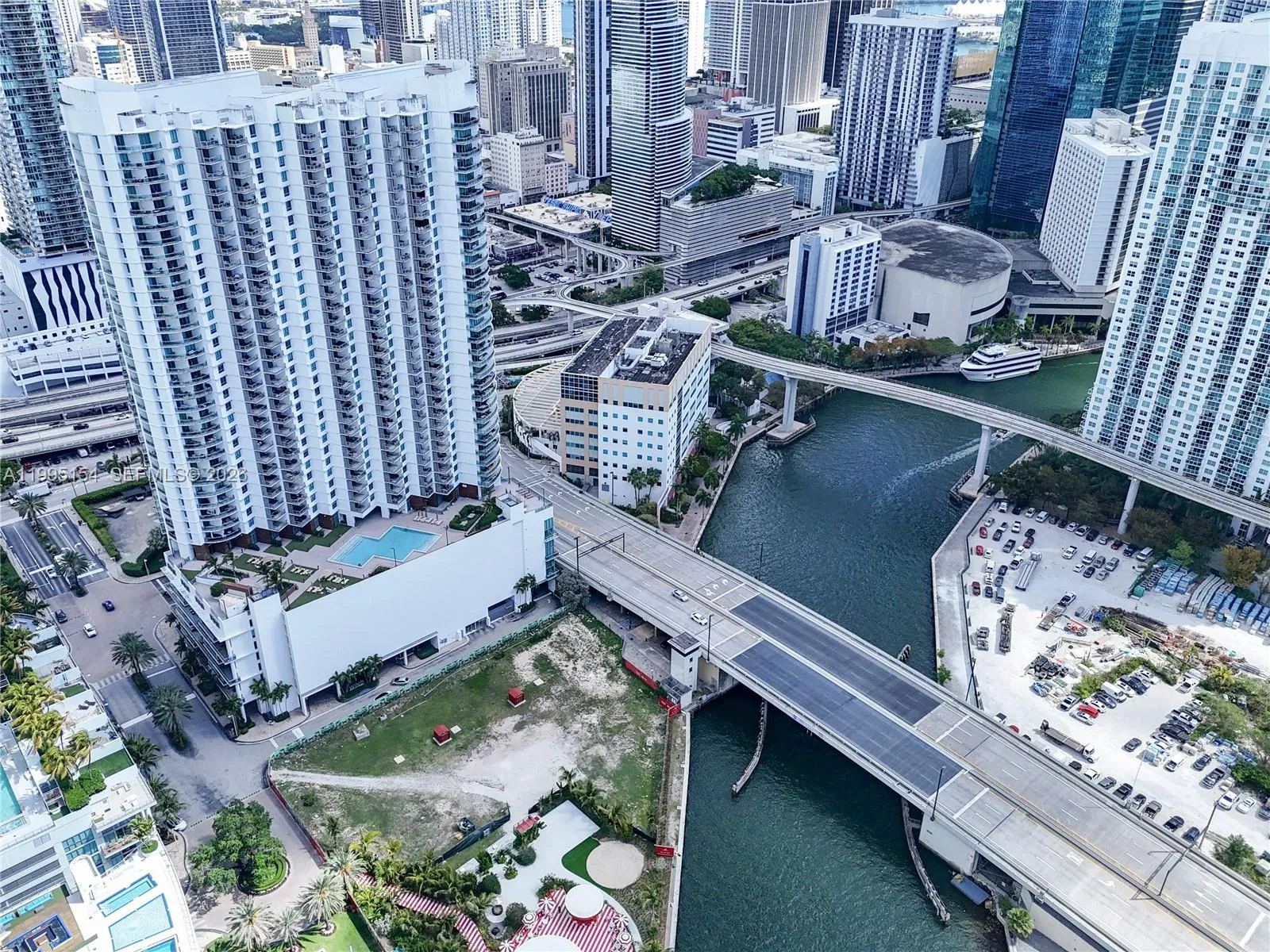 350 S Miami Ave 4110, Miami, Florida 33130, Miami, Florida 33130, 1 Bedroom Bedrooms, ,1 BathroomBathrooms,Residential Lease,For Rent,350 S Miami Ave 4110, Miami, Florida 33130,A11995154