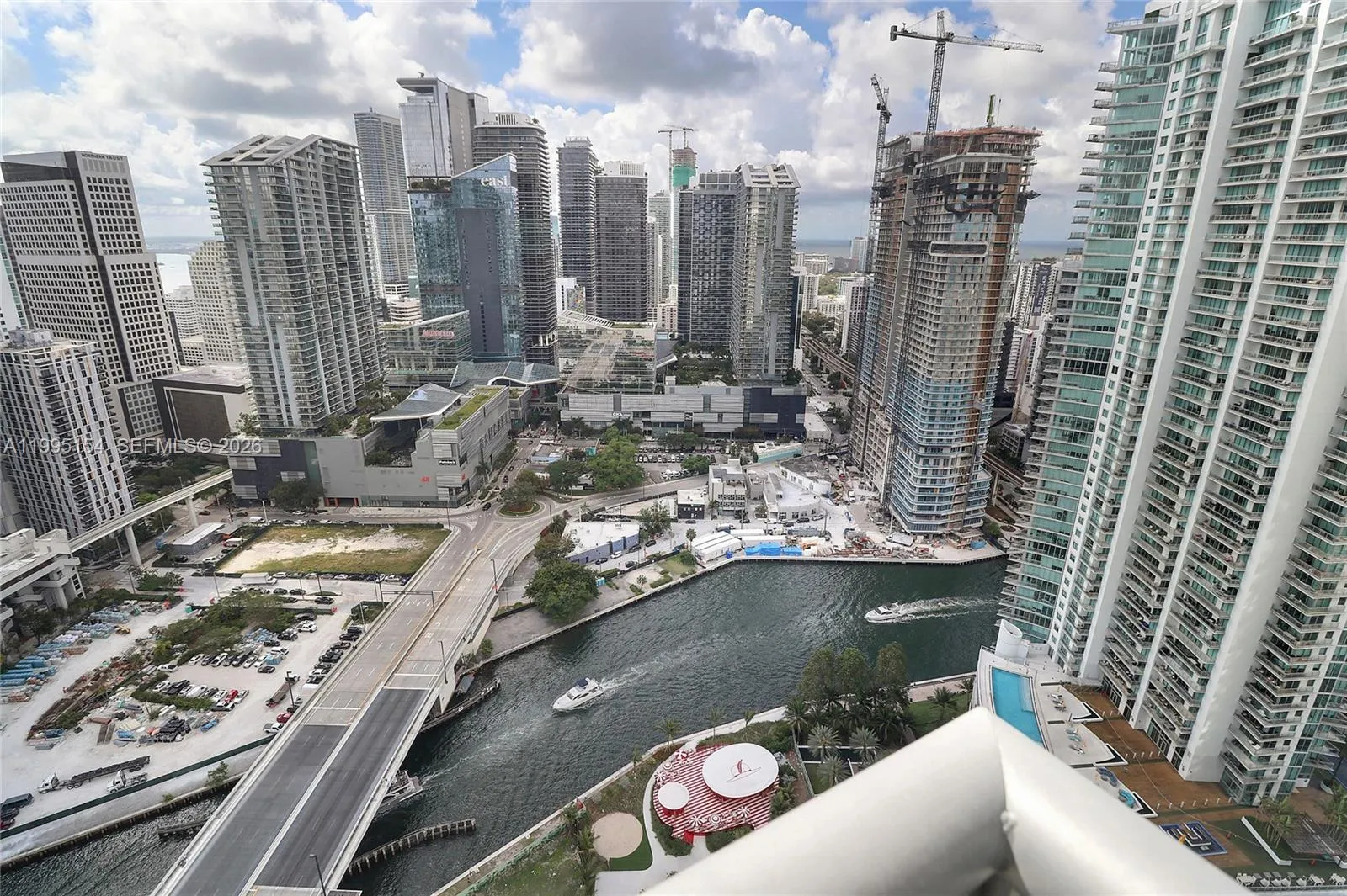 350 S Miami Ave 4110, Miami, Florida 33130, Miami, Florida 33130, 1 Bedroom Bedrooms, ,1 BathroomBathrooms,Residential Lease,For Rent,350 S Miami Ave 4110, Miami, Florida 33130,A11995154