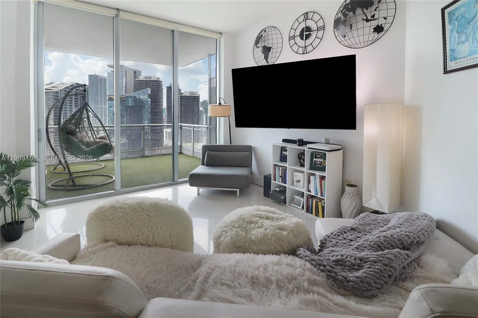 350 S Miami Ave 4110, Miami, Florida 33130, Miami, Florida 33130, 1 Bedroom Bedrooms, ,1 BathroomBathrooms,Residential Lease,For Rent,350 S Miami Ave 4110, Miami, Florida 33130,A11995154