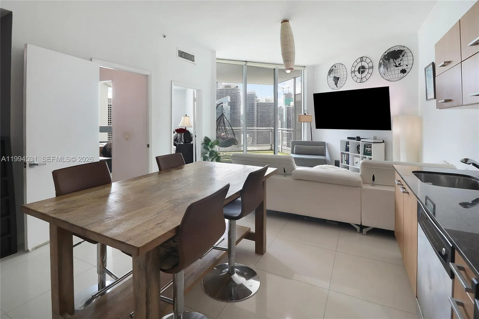 350 S Miami Ave 4110, Miami, Florida 33130, Miami, Florida 33130, 1 Bedroom Bedrooms, ,1 BathroomBathrooms,Residential,For Sale,350 S Miami Ave 4110, Miami, Florida 33130,A11994531