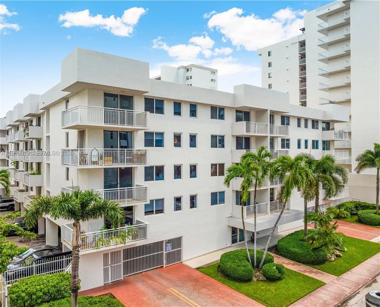 1665 Bay Rd 322, Miami Beach, Florida 33139, Miami Beach, Florida 33139, 1 Bedroom Bedrooms, ,2 BathroomsBathrooms,Residential Lease,For Rent,1665 Bay Rd 322, Miami Beach, Florida 33139,A11995319