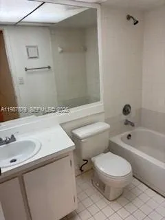 468 Ne 206th Ln 107, Miami, Florida 33179, Miami, Florida 33179, 2 Bedrooms Bedrooms, ,2 BathroomsBathrooms,Residential Lease,For Rent,468 Ne 206th Ln 107, Miami, Florida 33179,A11987879