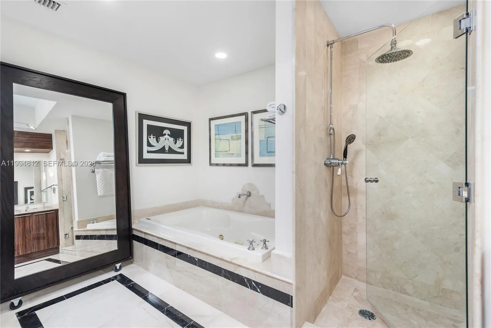 100 S Pointe Dr 610, Miami Beach, Florida 33139, Miami Beach, Florida 33139, 3 Bedrooms Bedrooms, ,3 BathroomsBathrooms,Residential Lease,For Rent,100 S Pointe Dr 610, Miami Beach, Florida 33139,A11994812