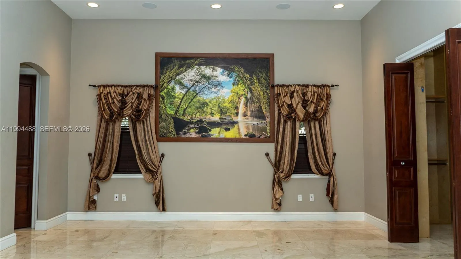 6200 Sw 97th Ave, Miami, Florida 33173, Miami, Florida 33173, 6 Bedrooms Bedrooms, ,6 BathroomsBathrooms,Residential,For Sale,6200 Sw 97th Ave, Miami, Florida 33173,A11994488