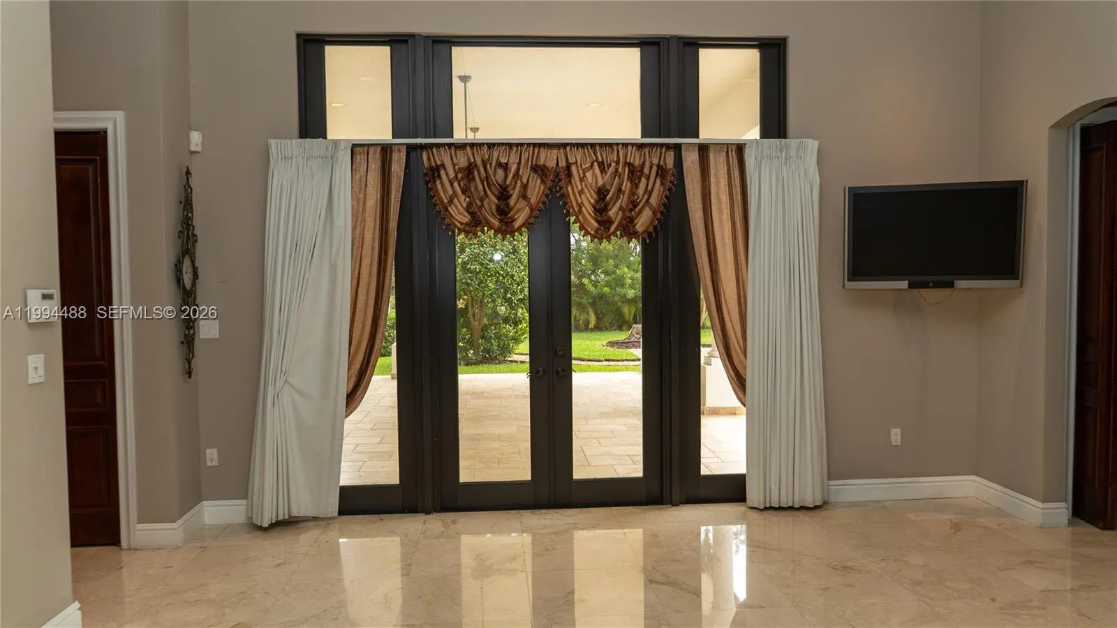 6200 Sw 97th Ave, Miami, Florida 33173, Miami, Florida 33173, 6 Bedrooms Bedrooms, ,6 BathroomsBathrooms,Residential,For Sale,6200 Sw 97th Ave, Miami, Florida 33173,A11994488