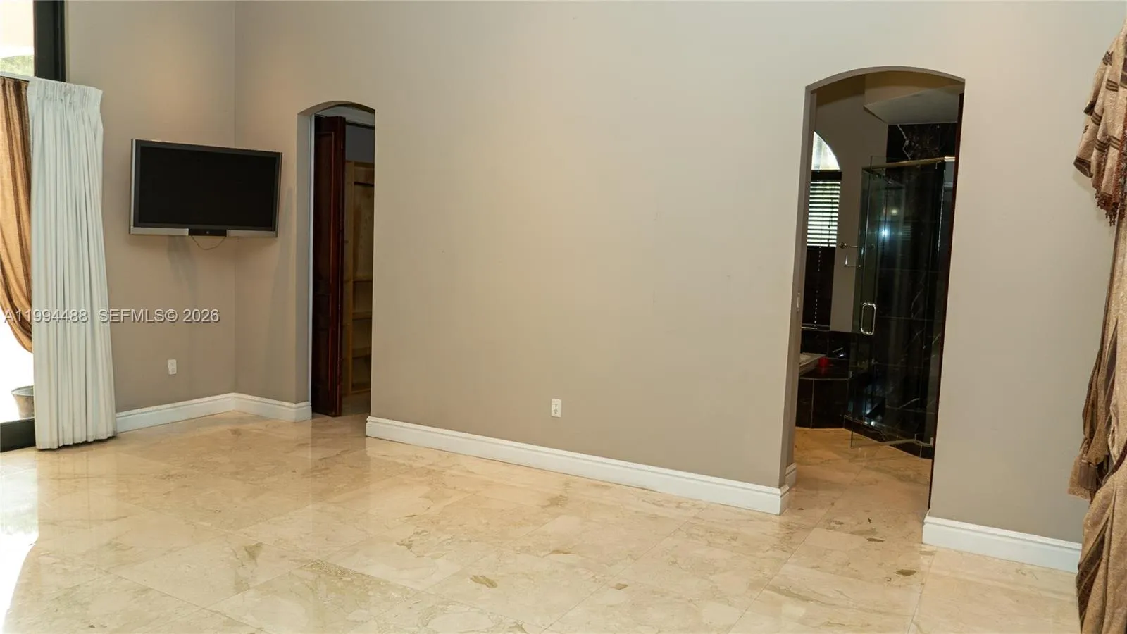 6200 Sw 97th Ave, Miami, Florida 33173, Miami, Florida 33173, 6 Bedrooms Bedrooms, ,6 BathroomsBathrooms,Residential,For Sale,6200 Sw 97th Ave, Miami, Florida 33173,A11994488