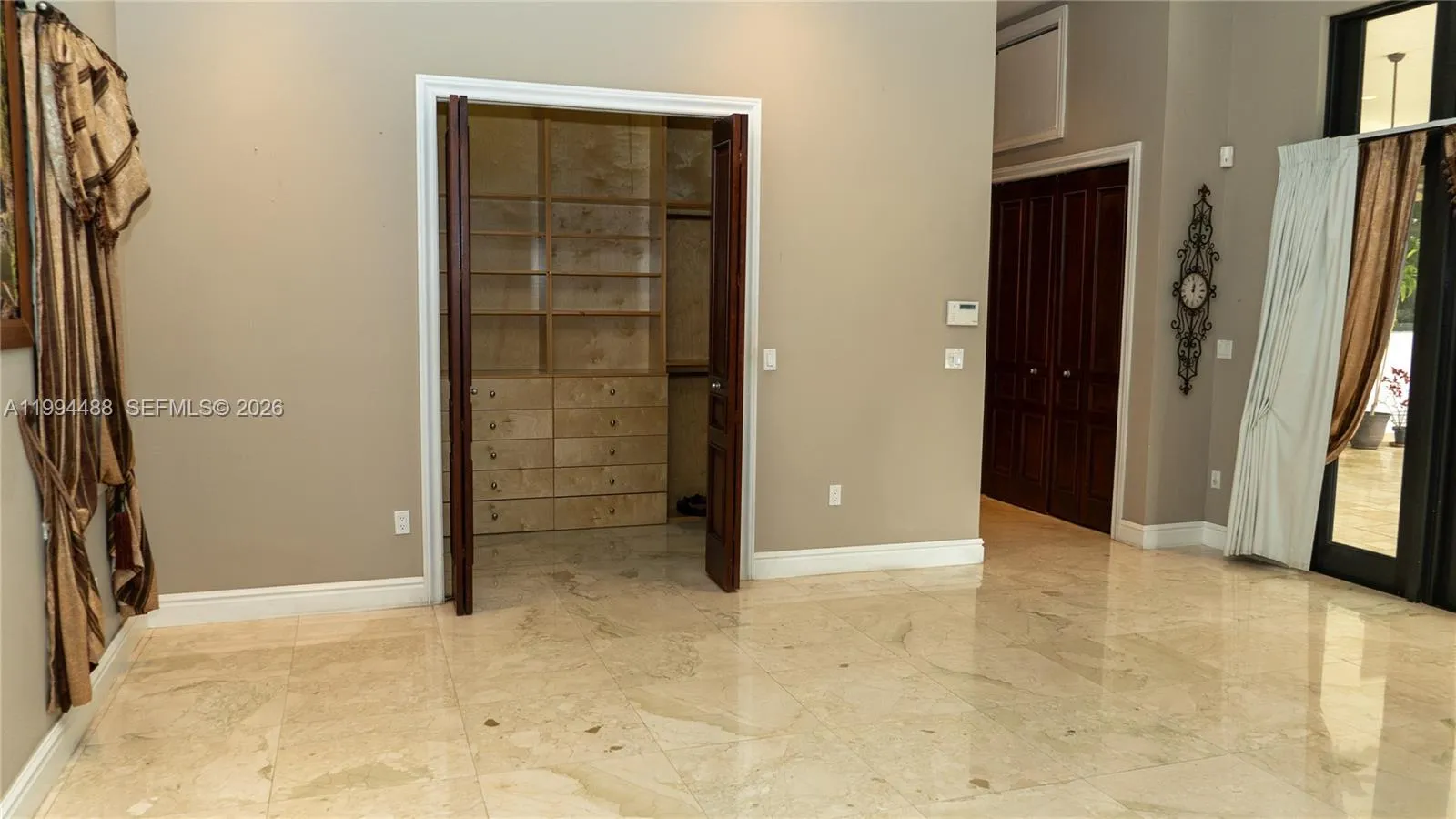 6200 Sw 97th Ave, Miami, Florida 33173, Miami, Florida 33173, 6 Bedrooms Bedrooms, ,6 BathroomsBathrooms,Residential,For Sale,6200 Sw 97th Ave, Miami, Florida 33173,A11994488