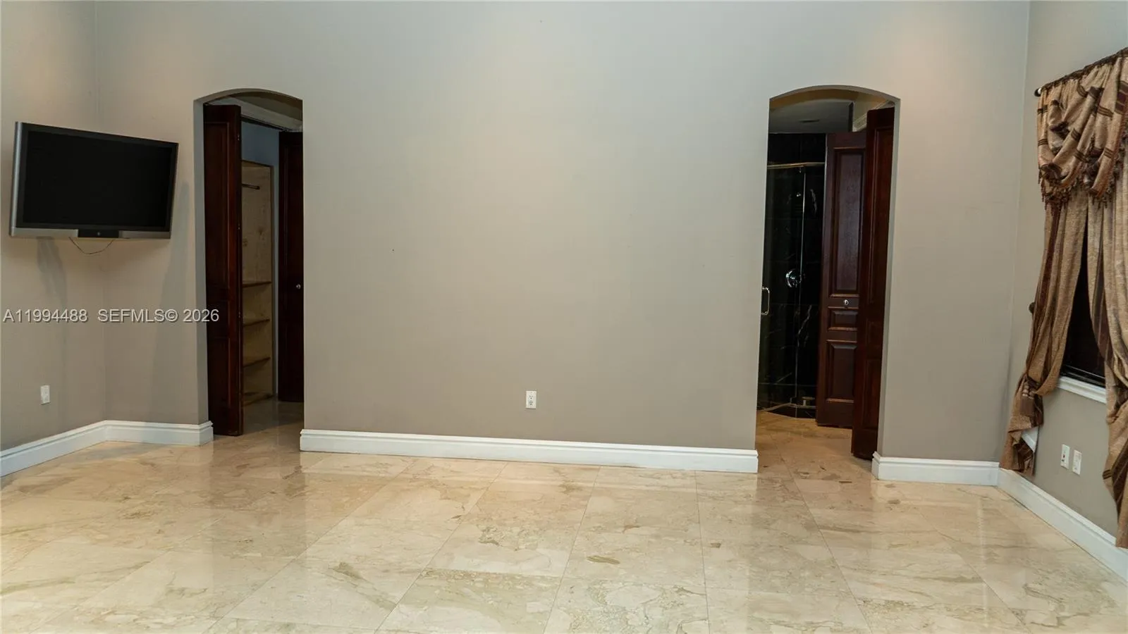 6200 Sw 97th Ave, Miami, Florida 33173, Miami, Florida 33173, 6 Bedrooms Bedrooms, ,6 BathroomsBathrooms,Residential,For Sale,6200 Sw 97th Ave, Miami, Florida 33173,A11994488