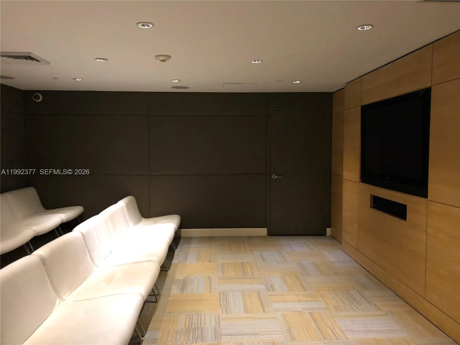 951 Brickell Ave 3900, Miami, Florida 33131, Miami, Florida 33131, 1 Bedroom Bedrooms, ,1 BathroomBathrooms,Residential Lease,For Rent,951 Brickell Ave 3900, Miami, Florida 33131,A11992377