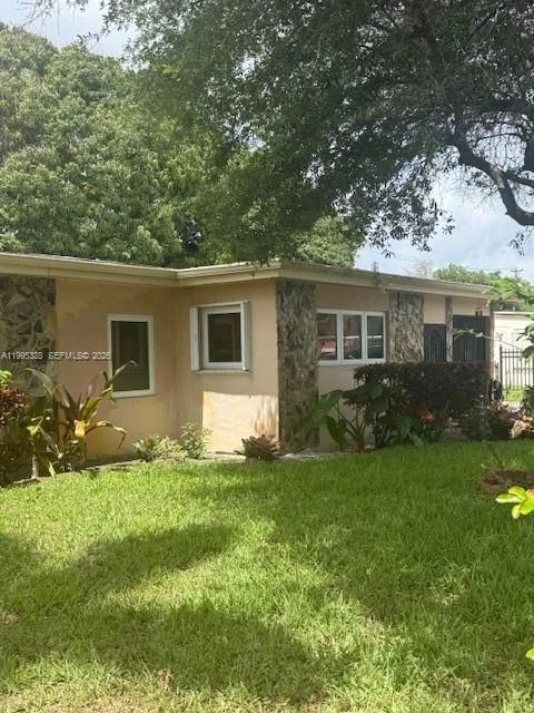 16300 Nw 21st Ave, Miami Gardens, Florida 33054, Miami Gardens, Florida 33054, 4 Bedrooms Bedrooms, ,1 BathroomBathrooms,Residential,For Sale,16300 Nw 21st Ave, Miami Gardens, Florida 33054,A11995328