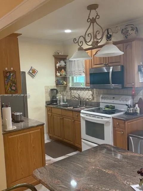 16300 Nw 21st Ave, Miami Gardens, Florida 33054, Miami Gardens, Florida 33054, 4 Bedrooms Bedrooms, ,1 BathroomBathrooms,Residential,For Sale,16300 Nw 21st Ave, Miami Gardens, Florida 33054,A11995328