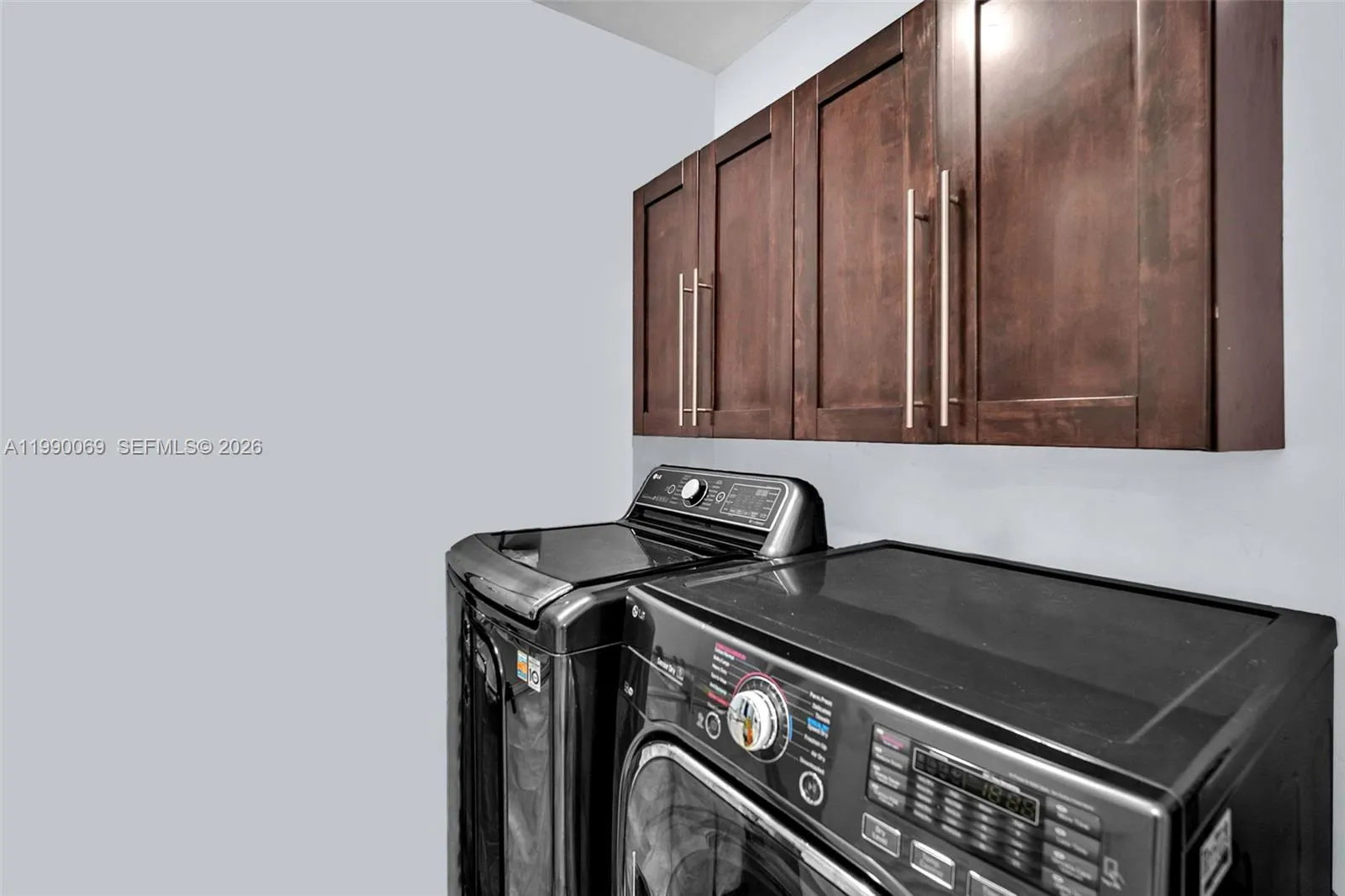 851 Bluebird Ave, Miami Springs, Florida 33166, Miami Springs, Florida 33166, 3 Bedrooms Bedrooms, ,2 BathroomsBathrooms,Residential,For Sale,851 Bluebird Ave, Miami Springs, Florida 33166,A11990069