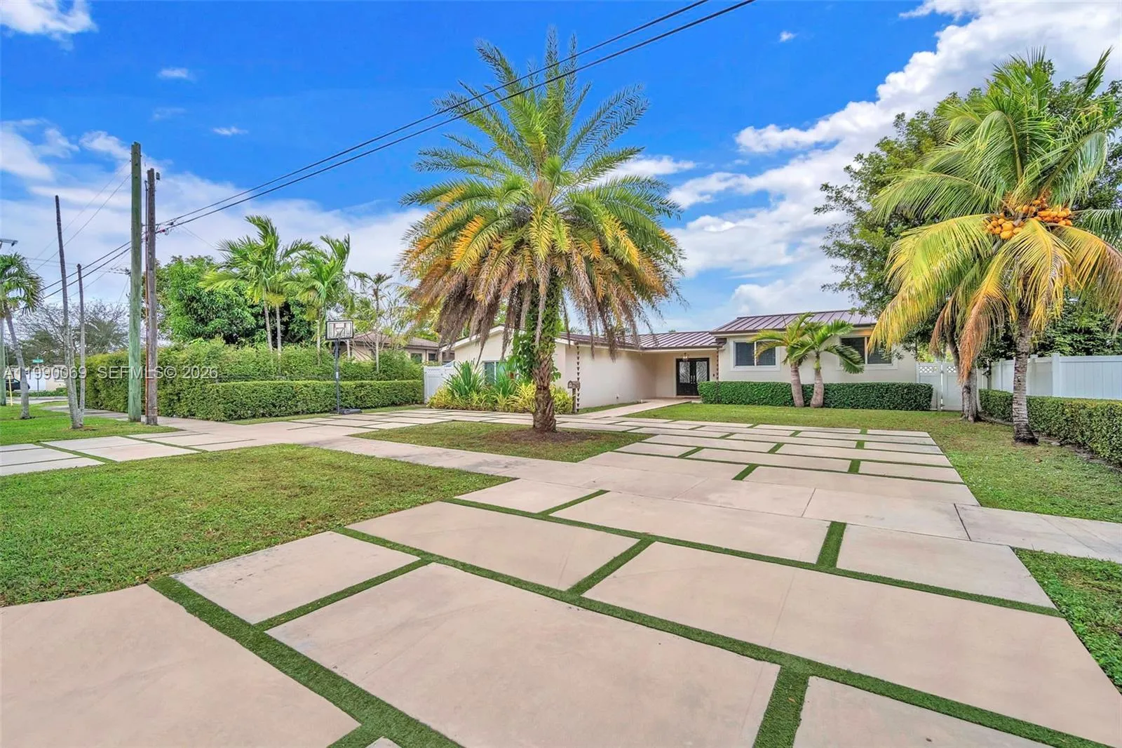 851 Bluebird Ave, Miami Springs, Florida 33166, Miami Springs, Florida 33166, 3 Bedrooms Bedrooms, ,2 BathroomsBathrooms,Residential,For Sale,851 Bluebird Ave, Miami Springs, Florida 33166,A11990069