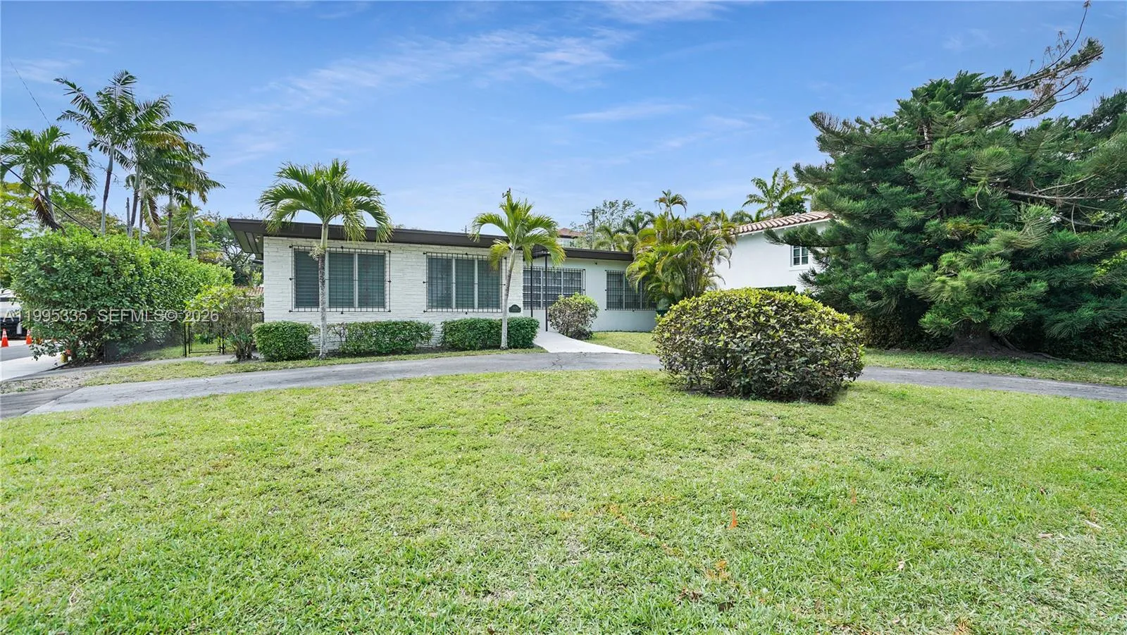 1630 S Bayshore Dr, Miami, Florida 33133, Miami, Florida 33133, 2 Bedrooms Bedrooms, ,2 BathroomsBathrooms,Residential,For Sale,1630 S Bayshore Dr, Miami, Florida 33133,A11995335