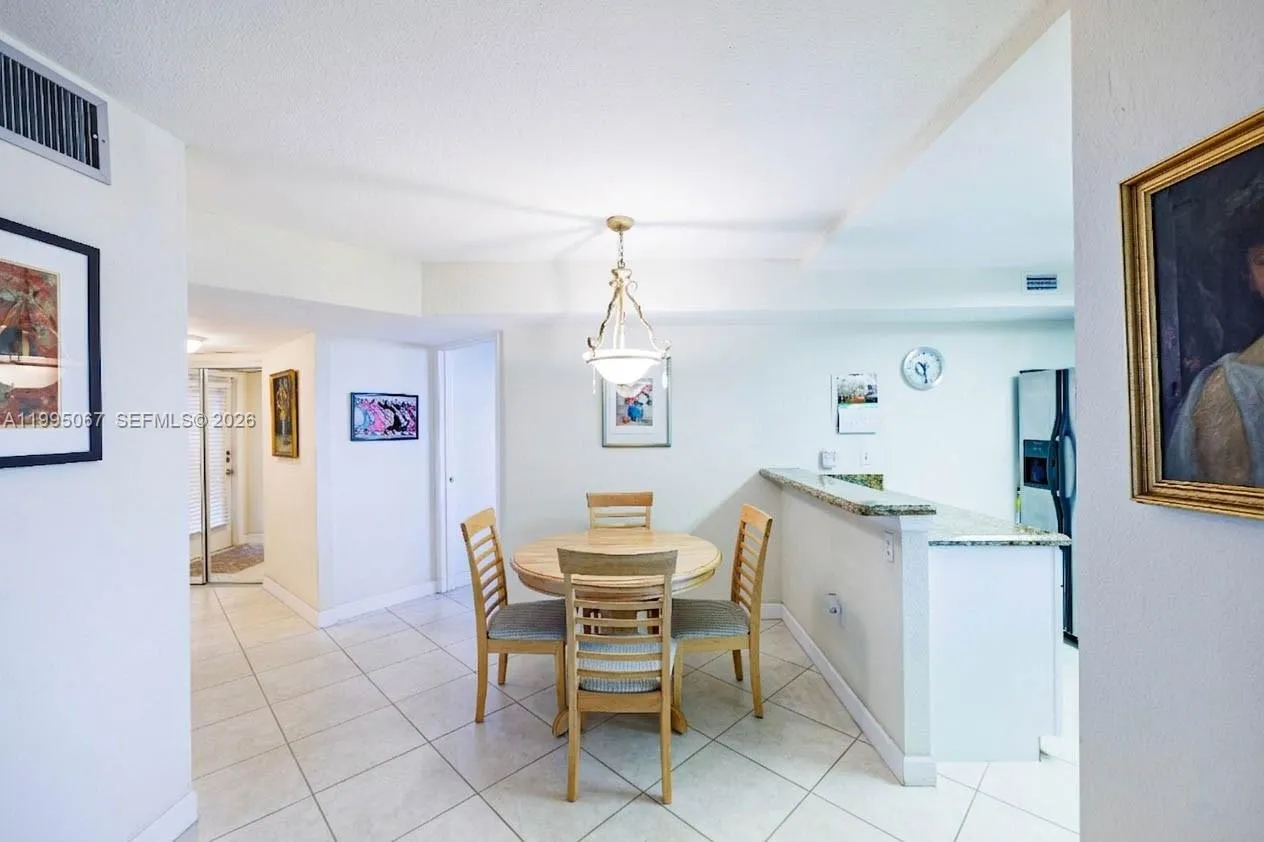 9150 Lime Bay Blvd 110, Tamarac, Florida 33321, Tamarac, Florida 33321, 2 Bedrooms Bedrooms, ,2 BathroomsBathrooms,Residential,For Sale,9150 Lime Bay Blvd 110, Tamarac, Florida 33321,A11995067