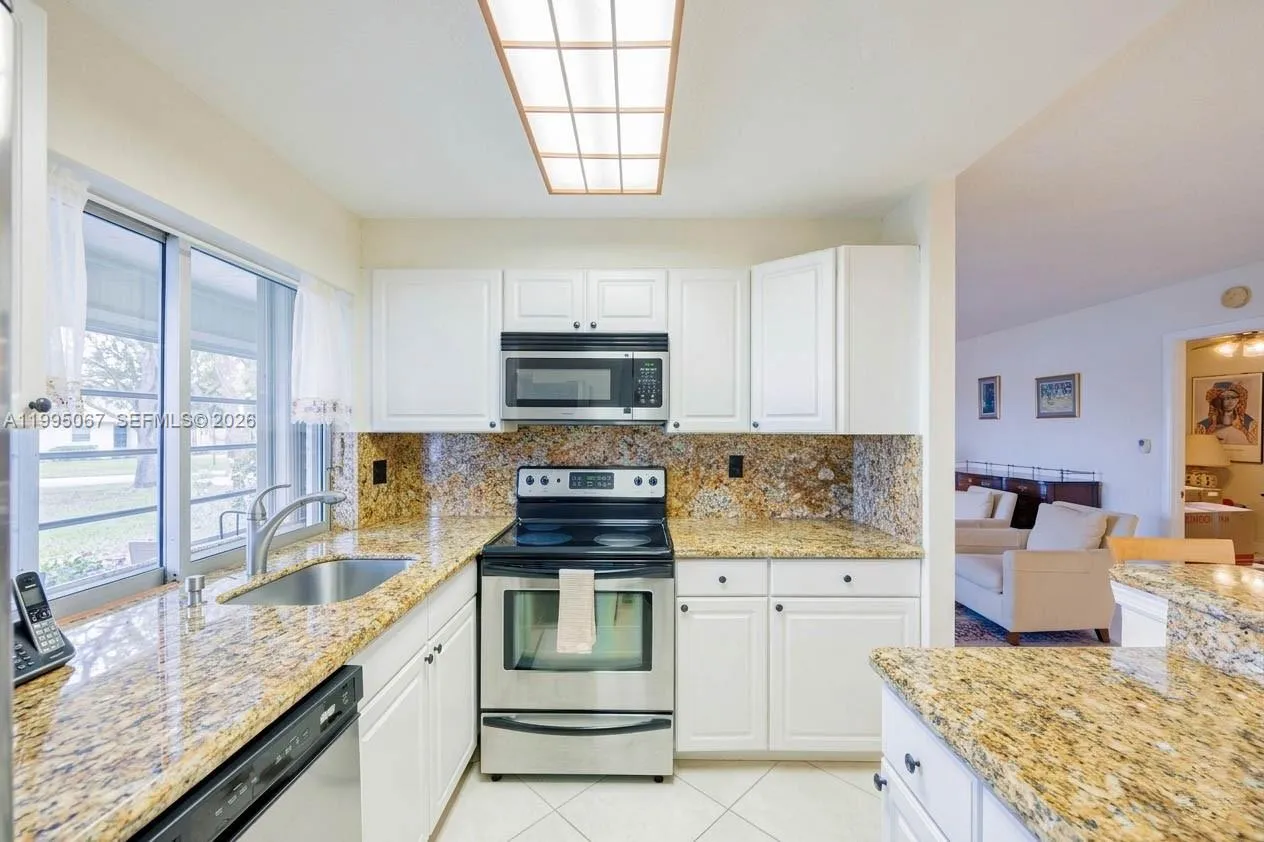 9150 Lime Bay Blvd 110, Tamarac, Florida 33321, Tamarac, Florida 33321, 2 Bedrooms Bedrooms, ,2 BathroomsBathrooms,Residential,For Sale,9150 Lime Bay Blvd 110, Tamarac, Florida 33321,A11995067
