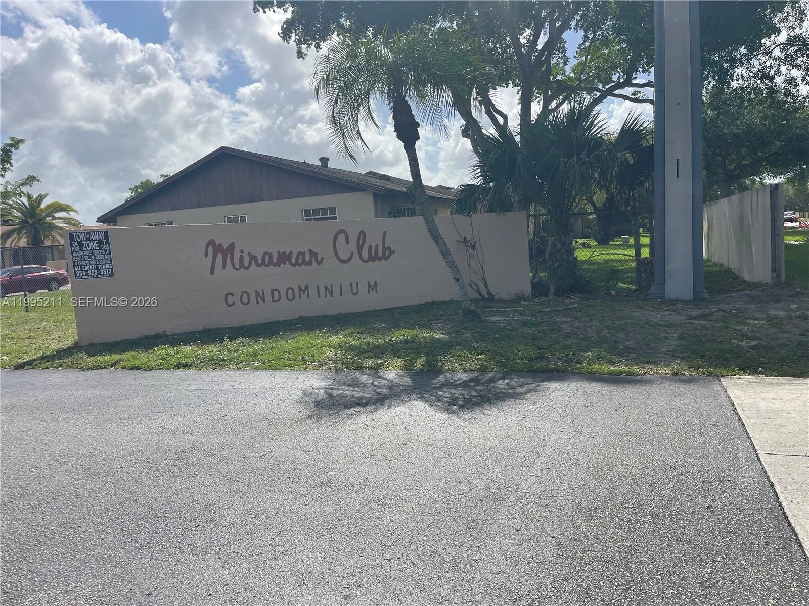 3199 Foxcroft Rd 110, Miramar, Florida 33025, Miramar, Florida 33025, 2 Bedrooms Bedrooms, ,2 BathroomsBathrooms,Residential Lease,For Rent,3199 Foxcroft Rd 110, Miramar, Florida 33025,A11995211