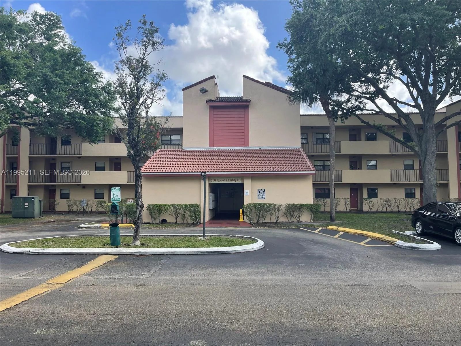 3199 Foxcroft Rd 110, Miramar, Florida 33025, Miramar, Florida 33025, 2 Bedrooms Bedrooms, ,2 BathroomsBathrooms,Residential Lease,For Rent,3199 Foxcroft Rd 110, Miramar, Florida 33025,A11995211