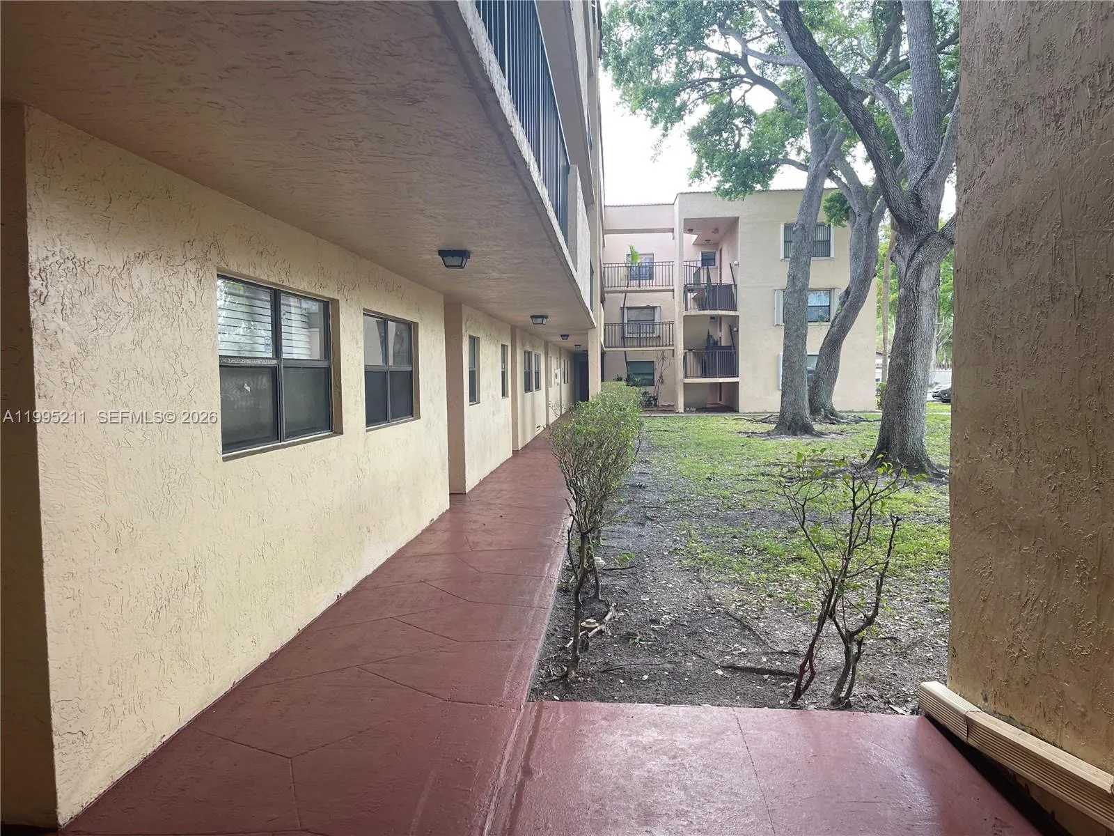 3199 Foxcroft Rd 110, Miramar, Florida 33025, Miramar, Florida 33025, 2 Bedrooms Bedrooms, ,2 BathroomsBathrooms,Residential Lease,For Rent,3199 Foxcroft Rd 110, Miramar, Florida 33025,A11995211