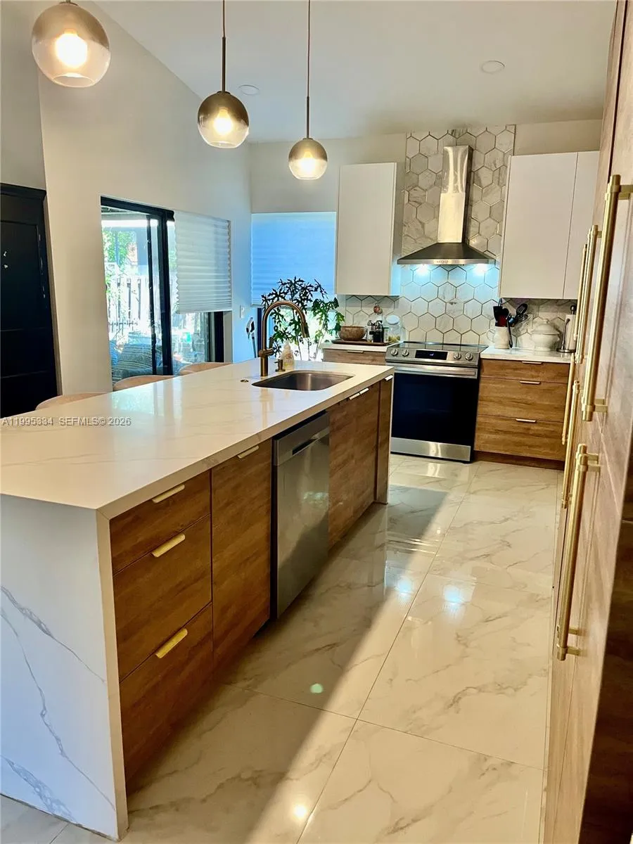 6201 Portsmouth Ln, Davie, Florida 33331, Davie, Florida 33331, 2 Bedrooms Bedrooms, ,2 BathroomsBathrooms,Residential Lease,For Rent,6201 Portsmouth Ln, Davie, Florida 33331,A11995334 6201 Portsmouth Ln, Davie, Florida 33331, Davie, Florida 33331, 2 Bedrooms Bedrooms, ,2 BathroomsBathrooms,Residential Lease,For Rent,6201 Portsmouth Ln, Davie, Florida 33331,A11995334