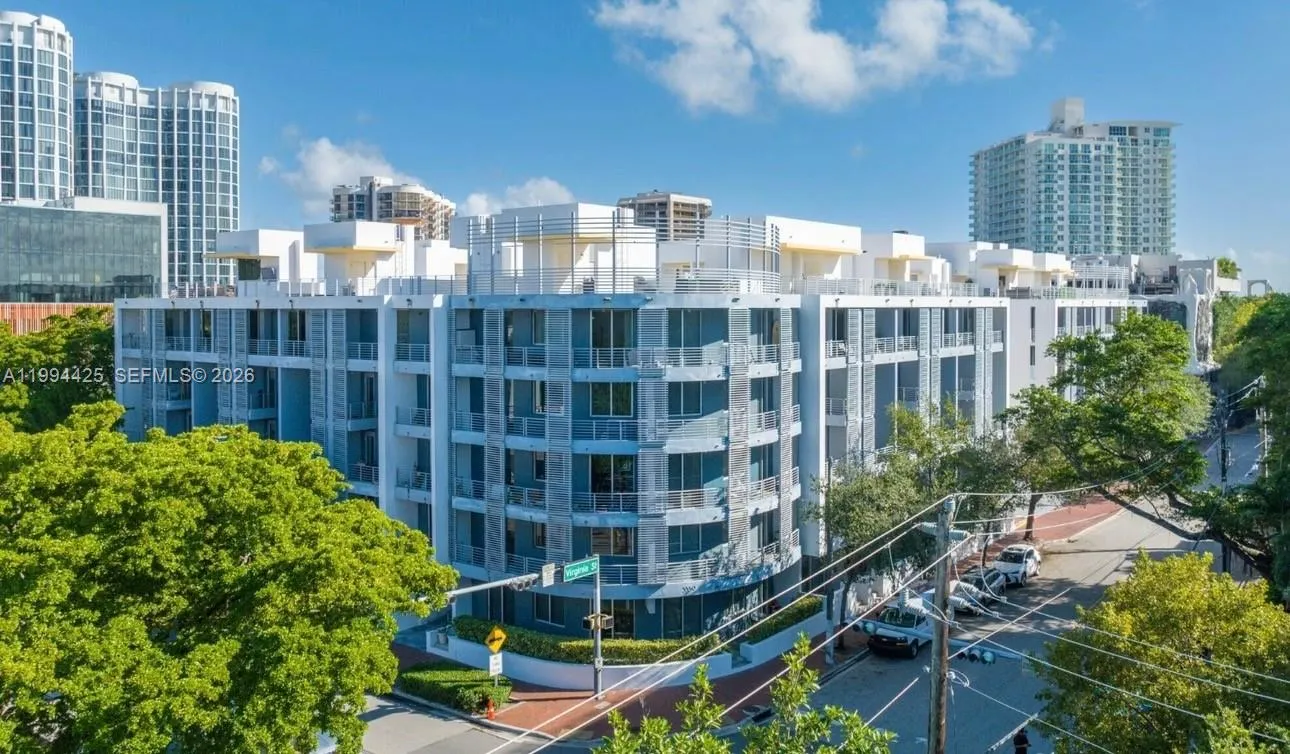 3339 Virginia St 127, Miami, Florida 33133, Miami, Florida 33133, 1 Bedroom Bedrooms, ,1 BathroomBathrooms,Residential Lease,For Rent,3339 Virginia St 127, Miami, Florida 33133,A11994425