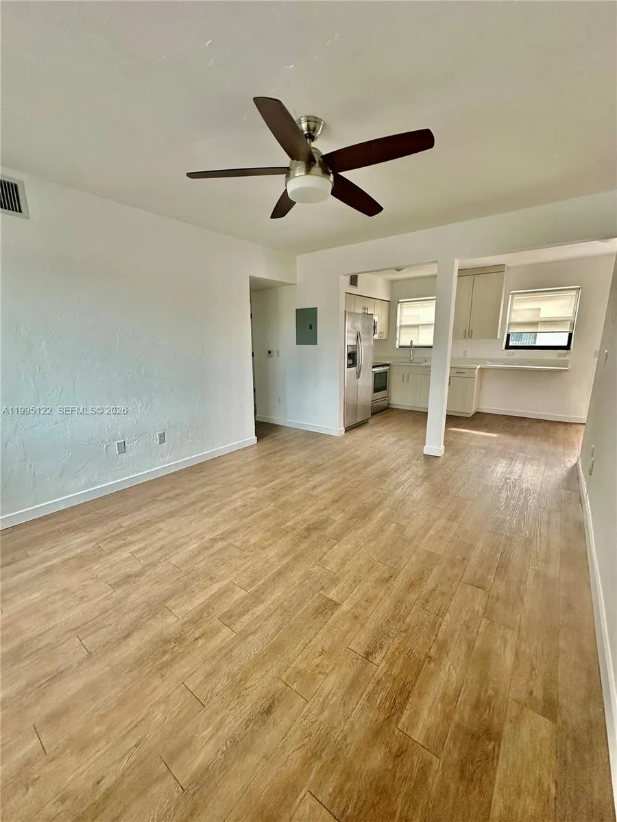 4203 Sw 15 St 2, Miami, Florida 33142, Miami, Florida 33142, 2 Bedrooms Bedrooms, ,1 BathroomBathrooms,Residential Lease,For Rent,4203 Sw 15 St 2, Miami, Florida 33142,A11995122