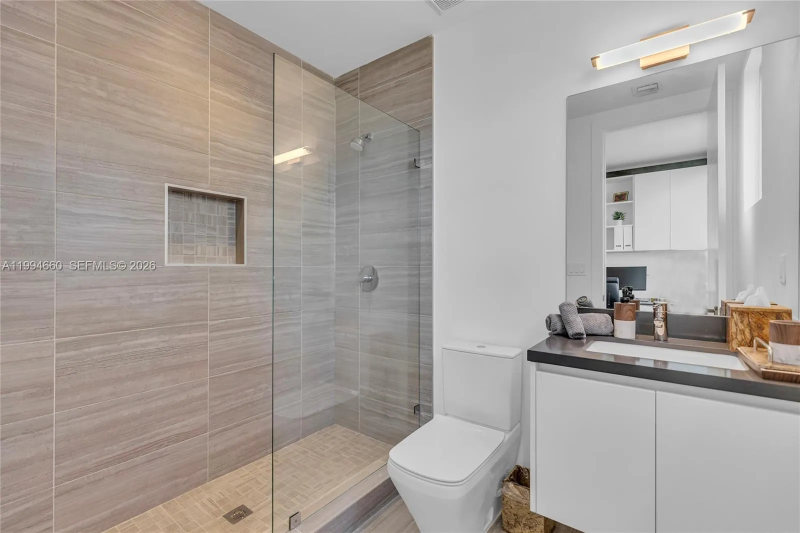 16631 Sunset Way, Weston, Florida 33326, Weston, Florida 33326, 5 Bedrooms Bedrooms, ,5 BathroomsBathrooms,Residential,For Sale,16631 Sunset Way, Weston, Florida 33326,A11994660