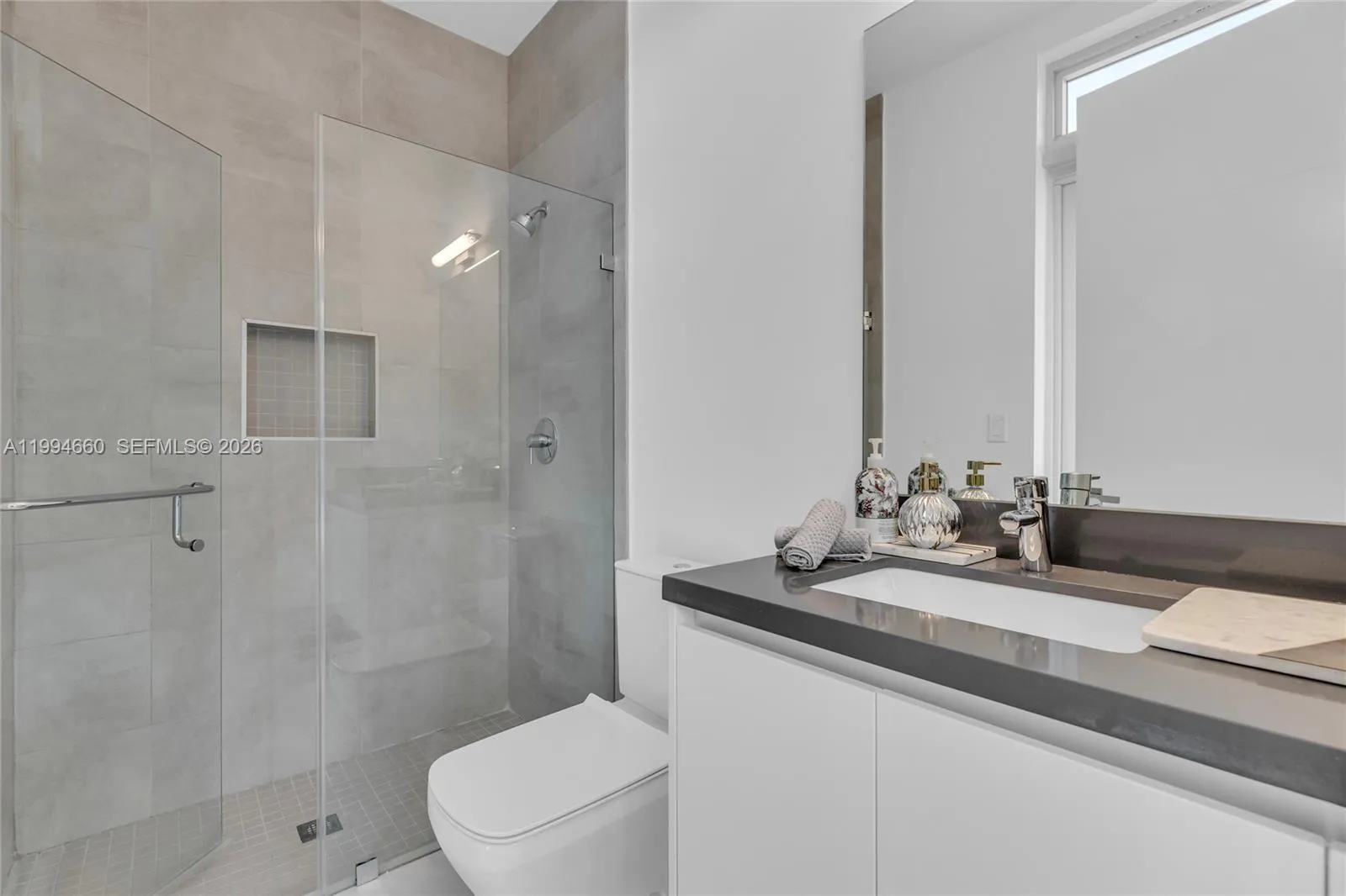 16631 Sunset Way, Weston, Florida 33326, Weston, Florida 33326, 5 Bedrooms Bedrooms, ,5 BathroomsBathrooms,Residential,For Sale,16631 Sunset Way, Weston, Florida 33326,A11994660