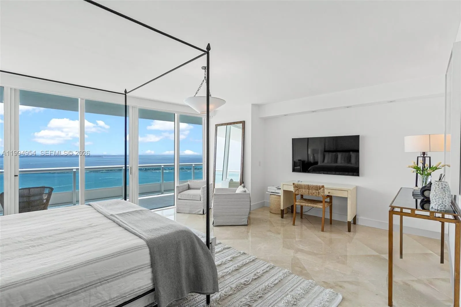 1643 Brickell Ave 2805, Miami, Florida 33129, Miami, Florida 33129, 4 Bedrooms Bedrooms, ,5 BathroomsBathrooms,Residential Lease,For Rent,1643 Brickell Ave 2805, Miami, Florida 33129,A11994954