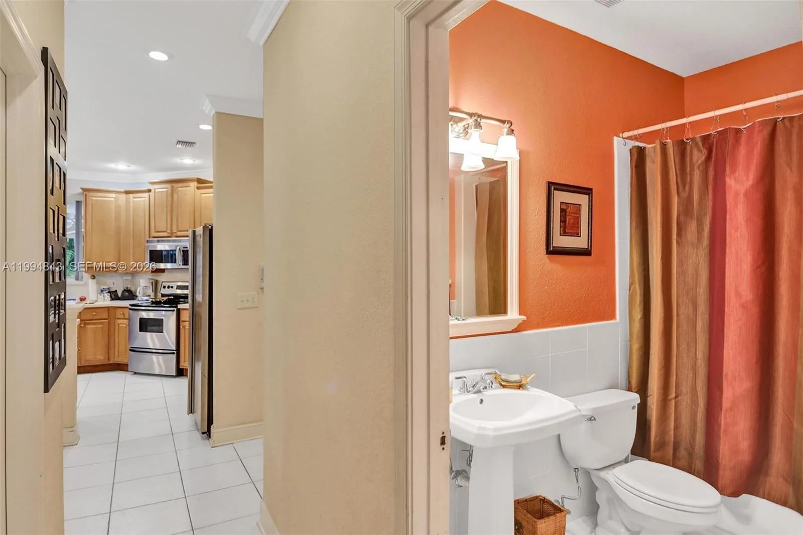 1451 Sw 52nd Way, Plantation, Florida 33317, Plantation, Florida 33317, 4 Bedrooms Bedrooms, ,3 BathroomsBathrooms,Residential Lease,For Rent,1451 Sw 52nd Way, Plantation, Florida 33317,A11994843